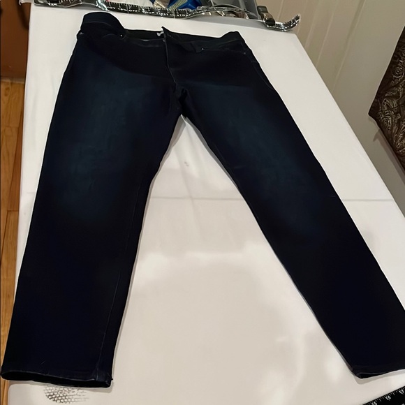 Juicy Couture size 12 dark blue wash jeans high no gap waist skinny - Picture 1 of 10